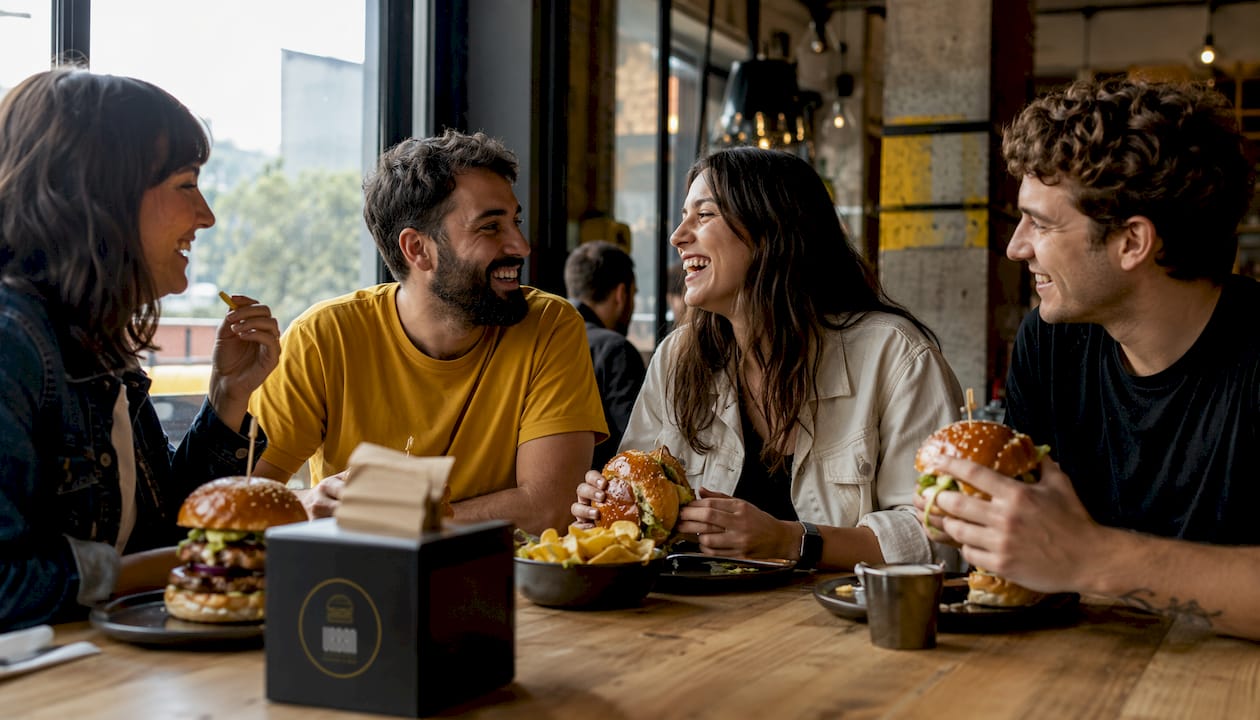 El local de Goiko Grill en Barcelona destaca por su amplitud y comodidad, perfecto para disfrutar de una experiencia única.